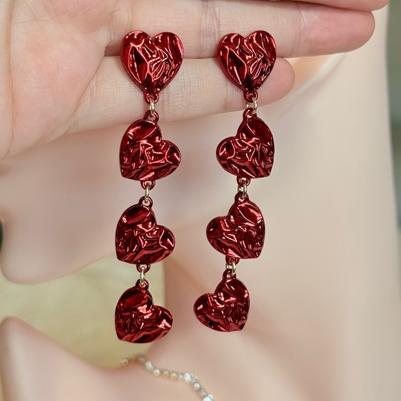 ⚜️ Elegant Red Heart Drop Earrings - Picture 9 of 11